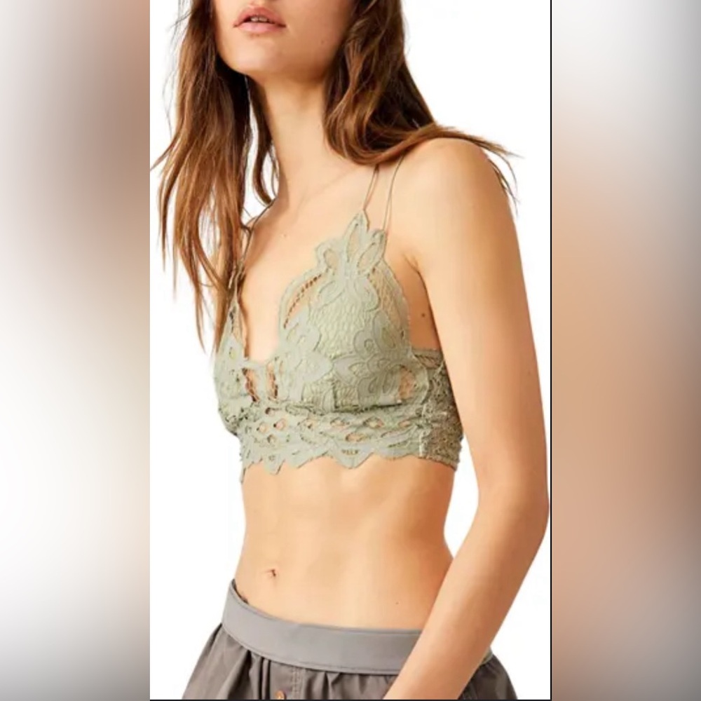 NWOT INTIMATELY FREE PEOPLE Adella Bralette in Sage Green